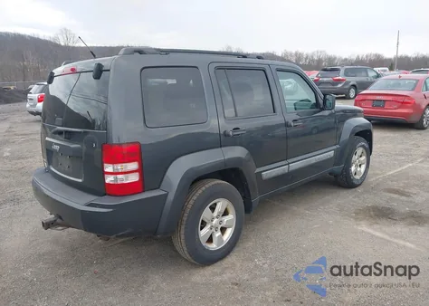 2010 Jeep Liberty Sport из США, поврежденный, VIN 1J4PN2GK4AW135171